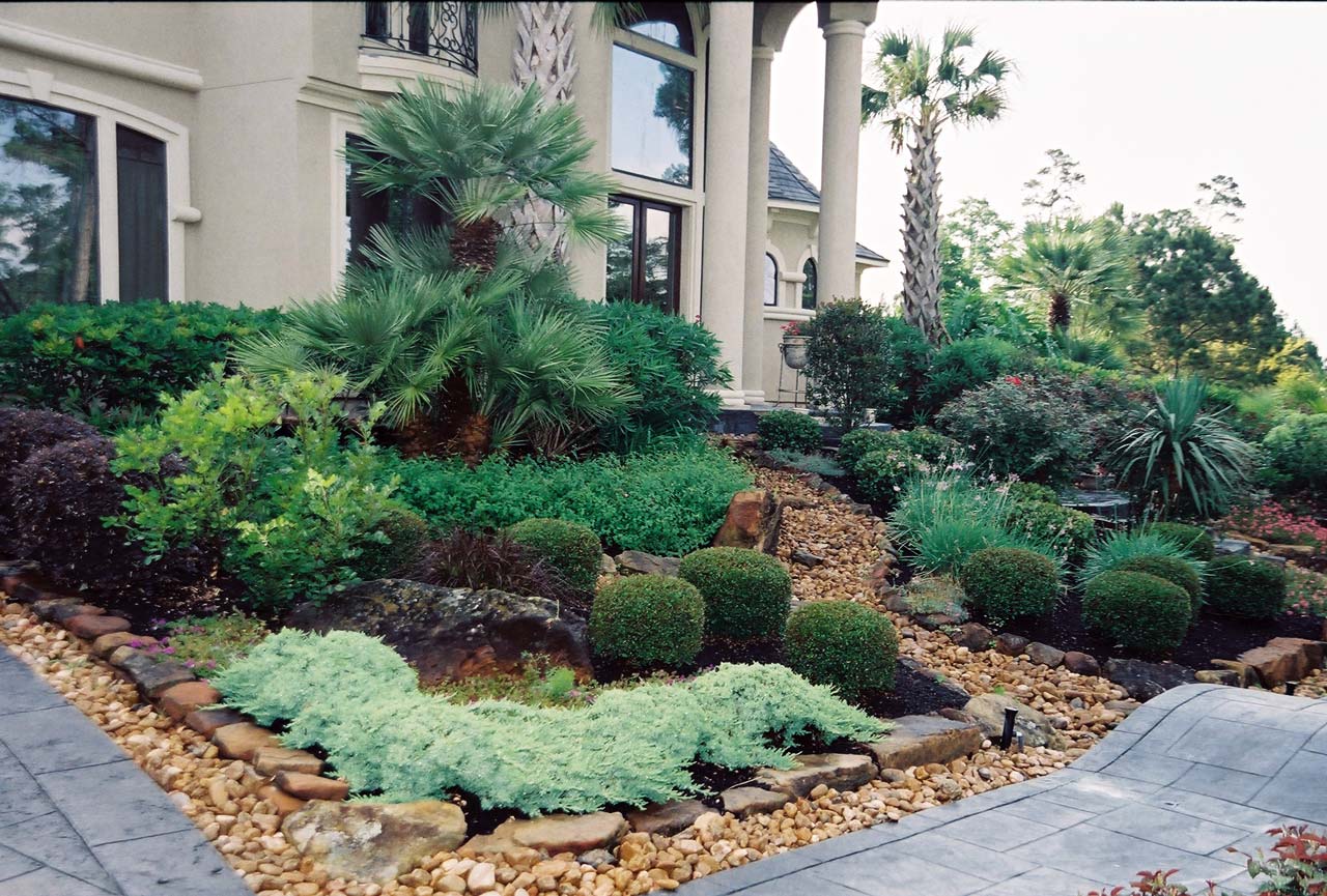 Castle Estate — dry creek bed drainage installation, Magnolia TX